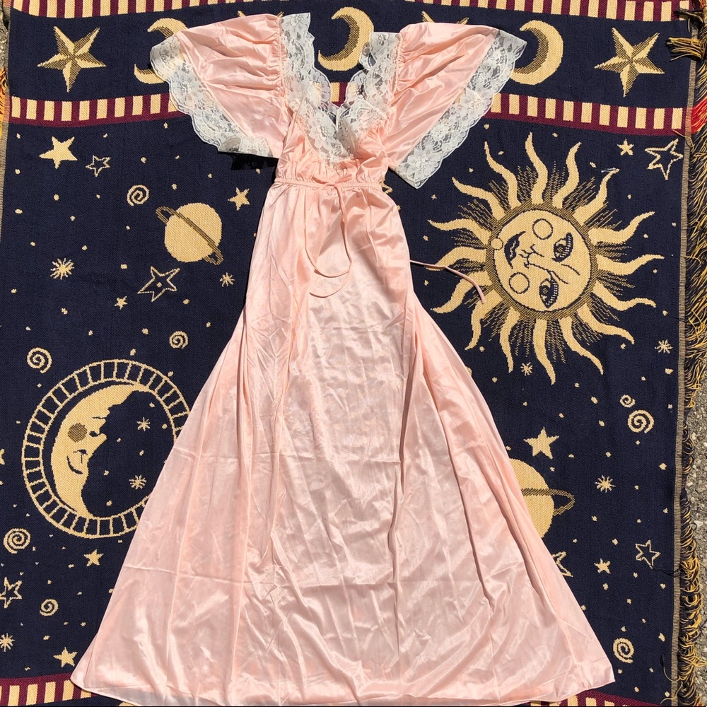 VTG | Union Made Fairy Flutter Night Gown Butterfly Sleeve Lace in Angel Peach
